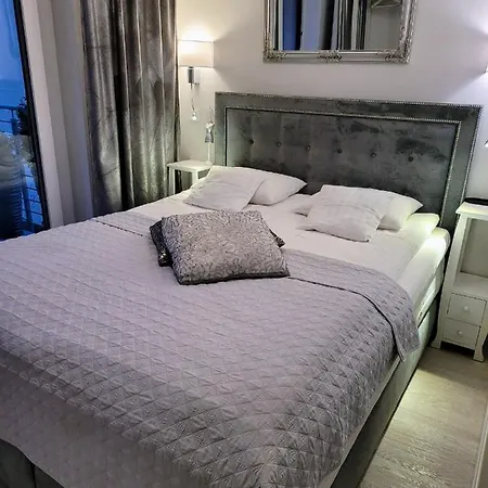 Carycy - Old Town Apartment *