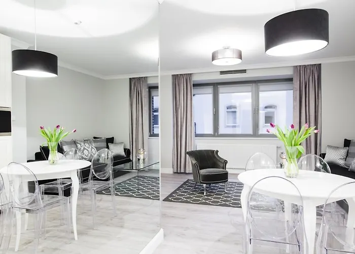 Carycy - Old Town Apartman *